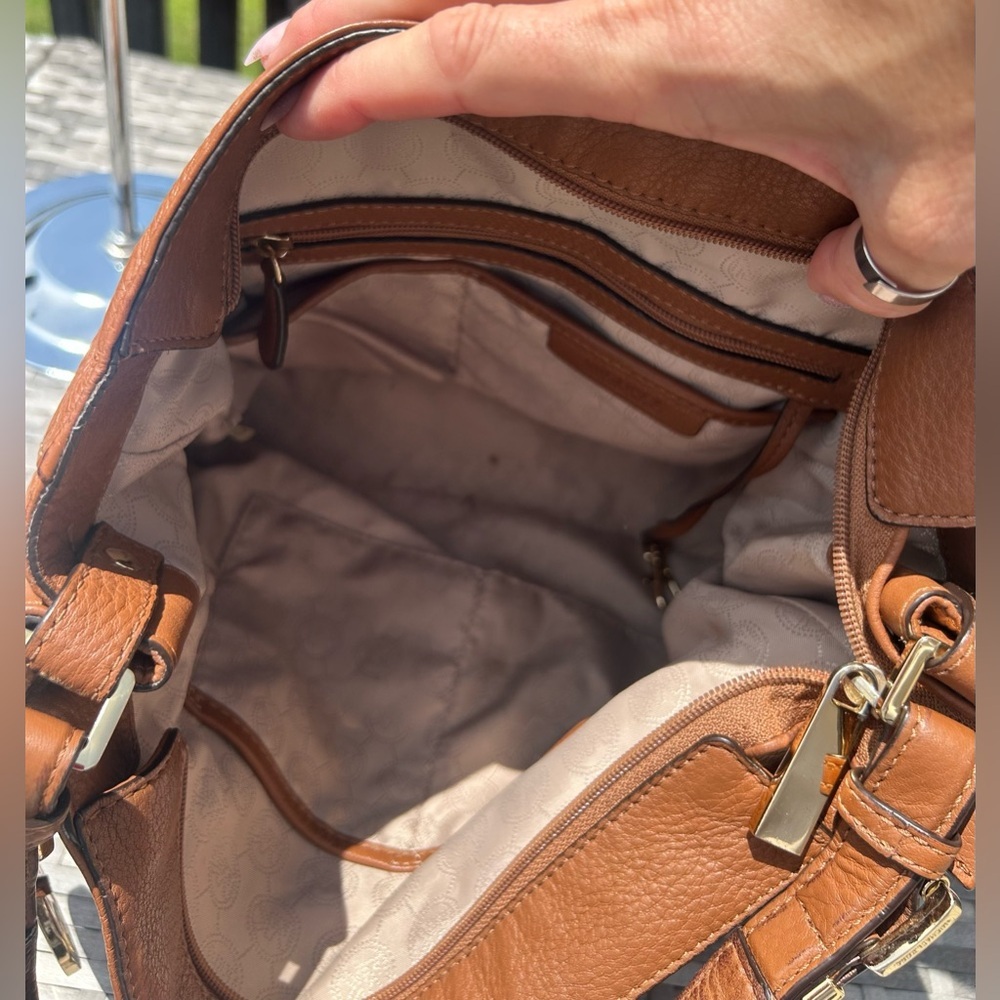 Michael Kors Aria Large Brown Pebbled Leather Shoulder Bag w/ MK Dustbag EUC!​ - Picture 10 of 13